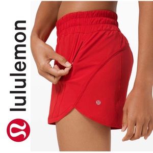 *Sold* Mid-Rise 5’’ Track That Lined Shorts